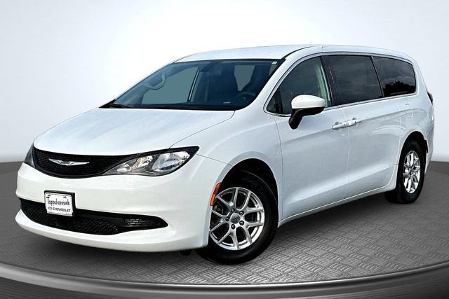 2022 Chrysler Voyager